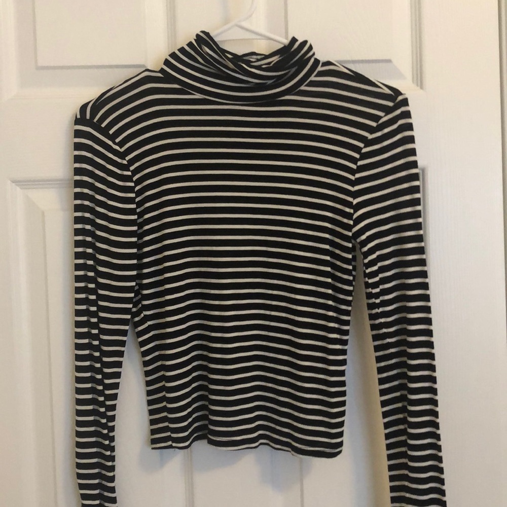 Ambiance sweater